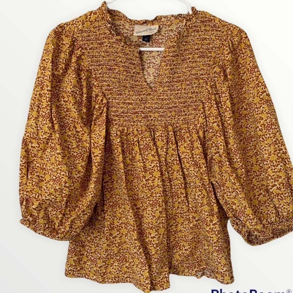 NWOT Universal Threads Boho Peasant Blouse Size XS